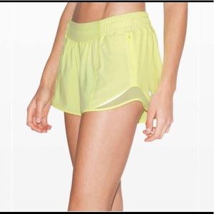 Lululemon Hotty hot shorts 2.5 inch inseam size 10